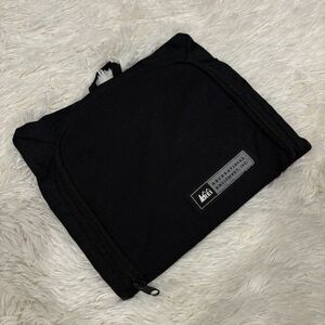 REI Outdoor Research toiletry bag pouch travel shaving storage camping Black